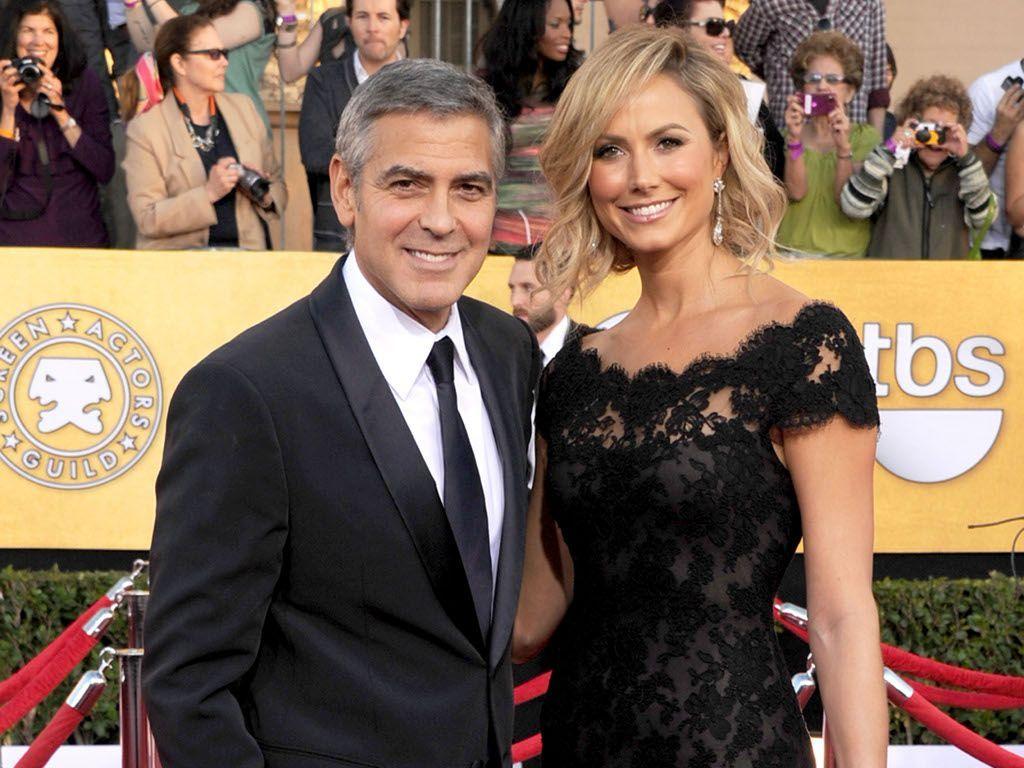 George+Clooney+and+Stacy+Keibler_2